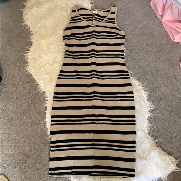 Old Navy Midi Dress - Picture 1 of 3